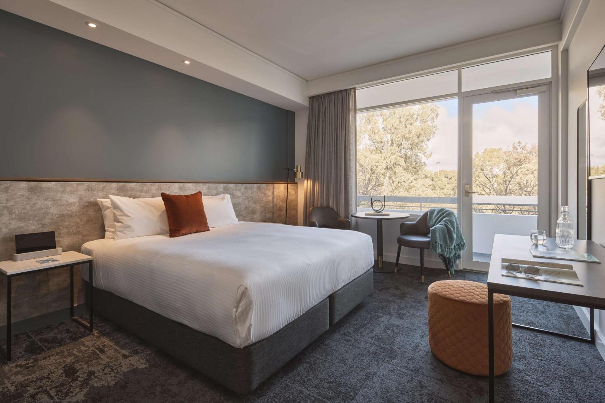Hotel Alba Adelaide Bagian luar foto