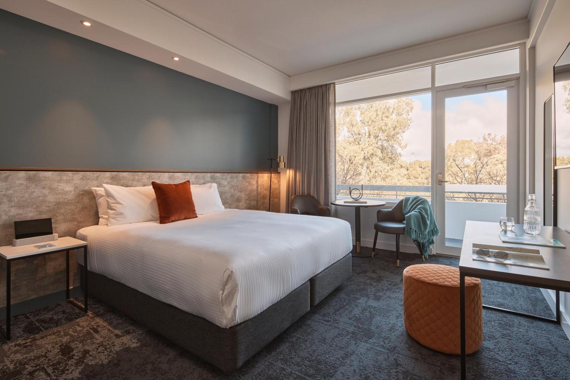 Hotel Alba Adelaide Bagian luar foto